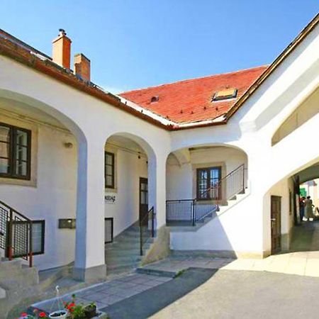Barokk Vendeghaz Hotel Егер Екстериор снимка