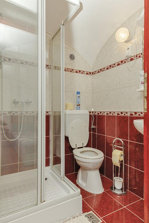 Barokk Vendeghaz Hotel Егер Екстериор снимка
