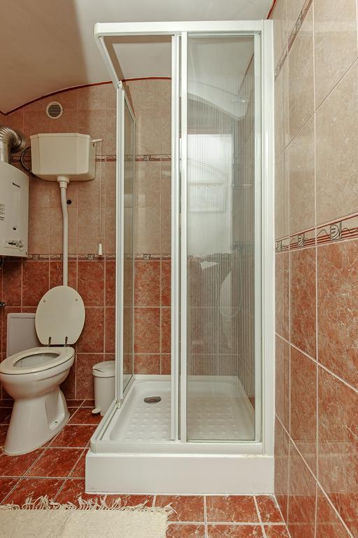 Barokk Vendeghaz Hotel Егер Екстериор снимка