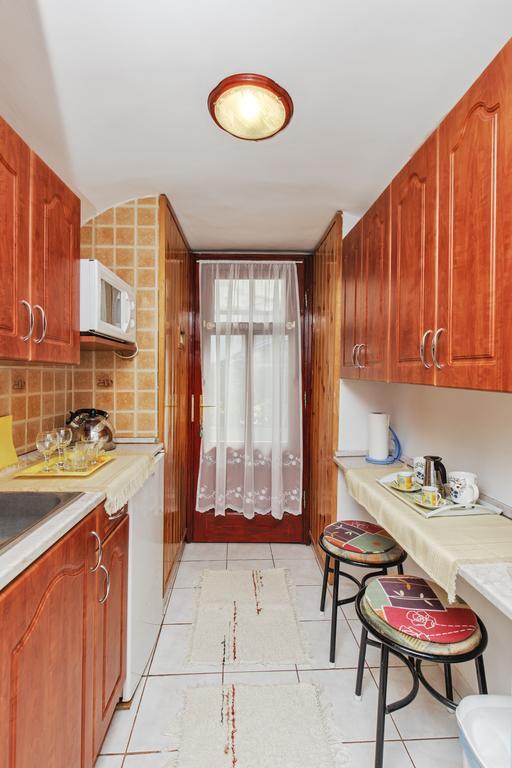Barokk Vendeghaz Hotel Егер Екстериор снимка